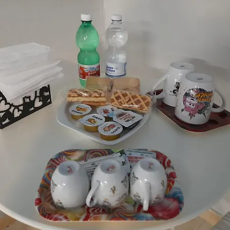 Spagnoli Апартаменты Неаполь